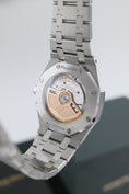 Bild in Galerie-Betrachter laden, Audemars Piguet Royal Oak 77350ST.OO.1261ST.01 - Detailansicht 9
