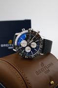 Bild in Galerie-Betrachter laden, Breitling Chronoliner Y2431012/BE10 - Detailansicht 3
