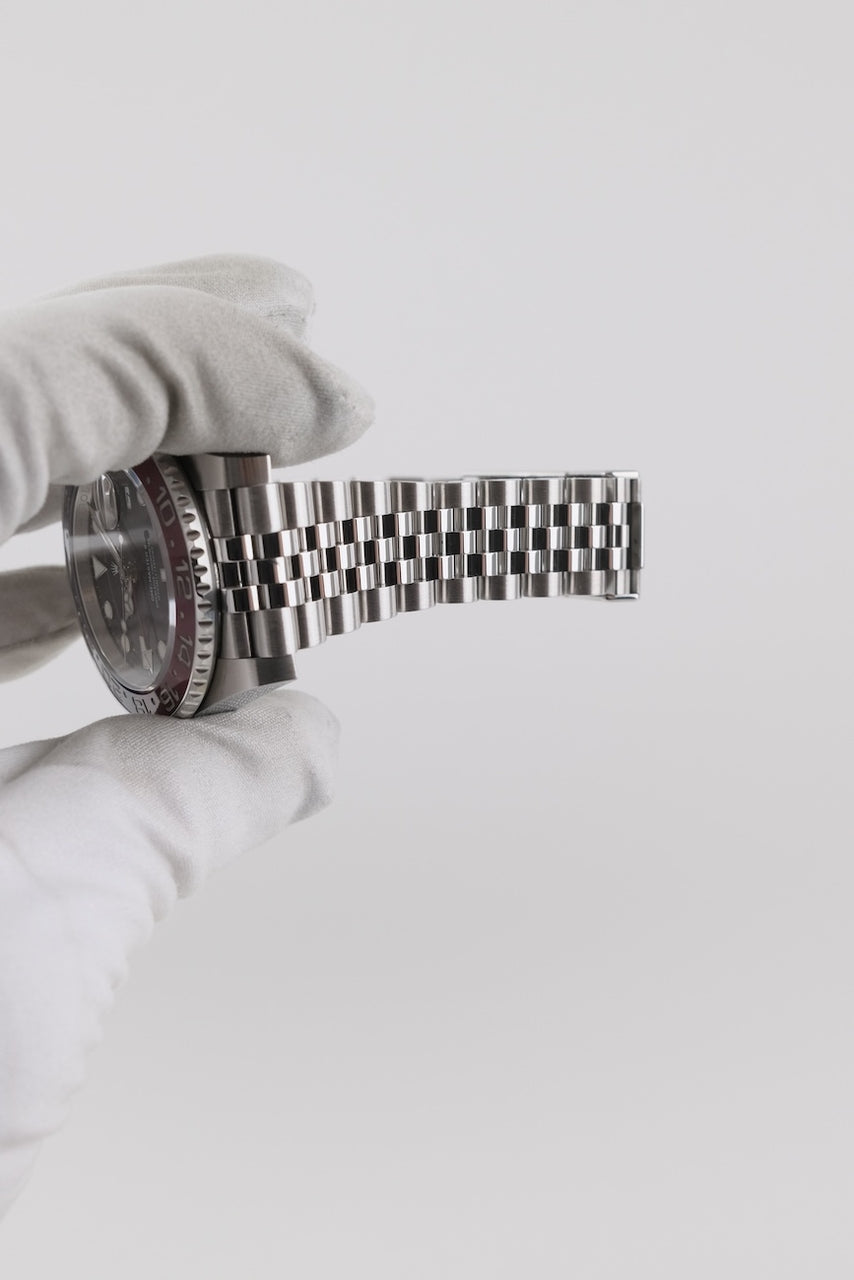 Rolex GMT-Master II 126710BLRO - Detailansicht 8
