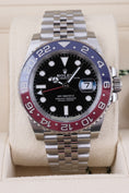 Bild in Galerie-Betrachter laden, Rolex GMT-Master II 126710BLRO - Detailansicht 3

