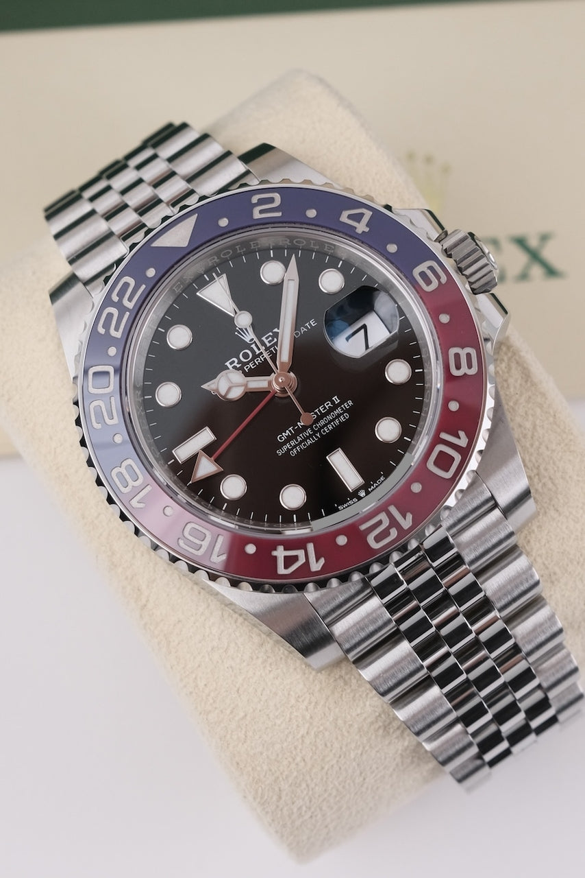 Rolex GMT-Master II 126710BLRO - Detailansicht 4