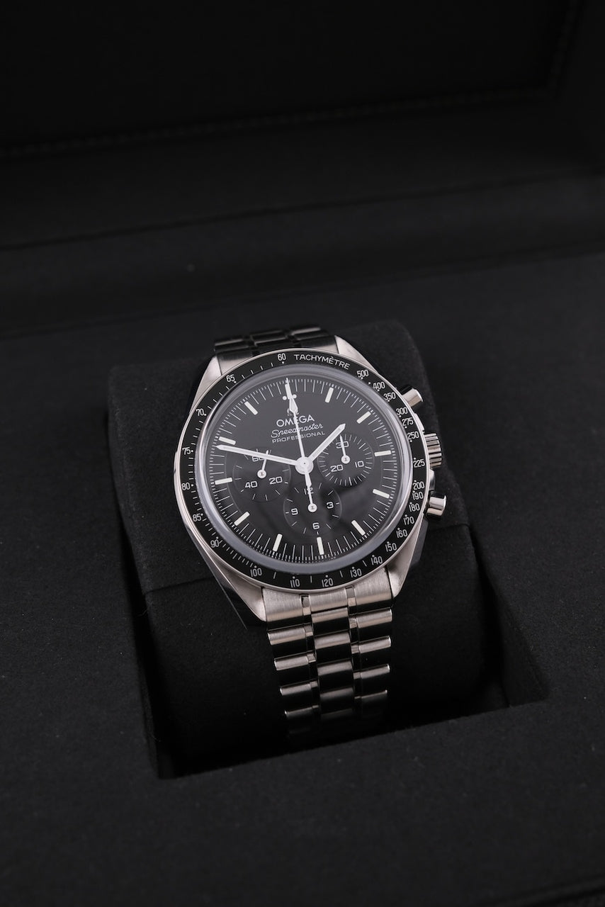 Omega Speedmaster Professional Moonwatch 31030425001002 - Detailansicht 1