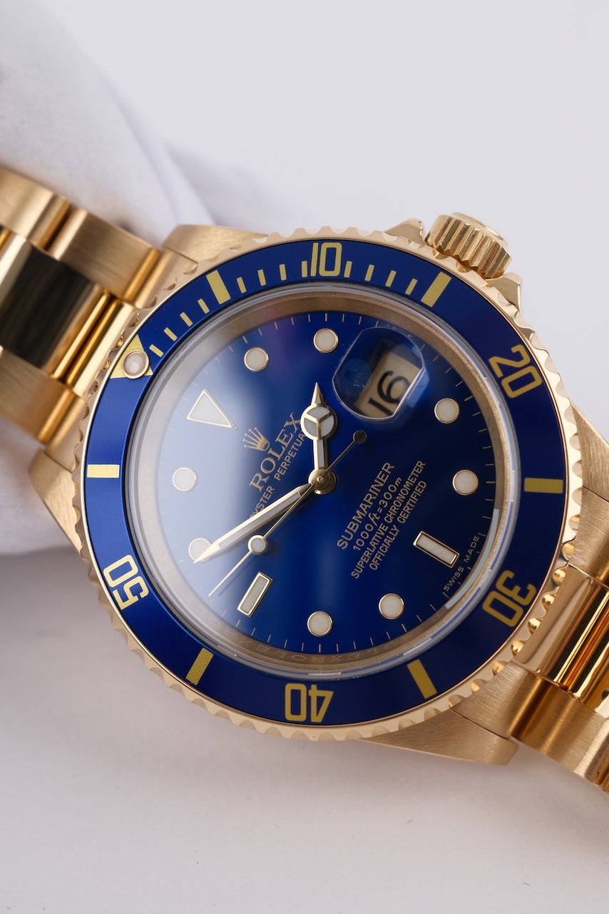 Rolex Submariner Date 16618 - Detail view 3