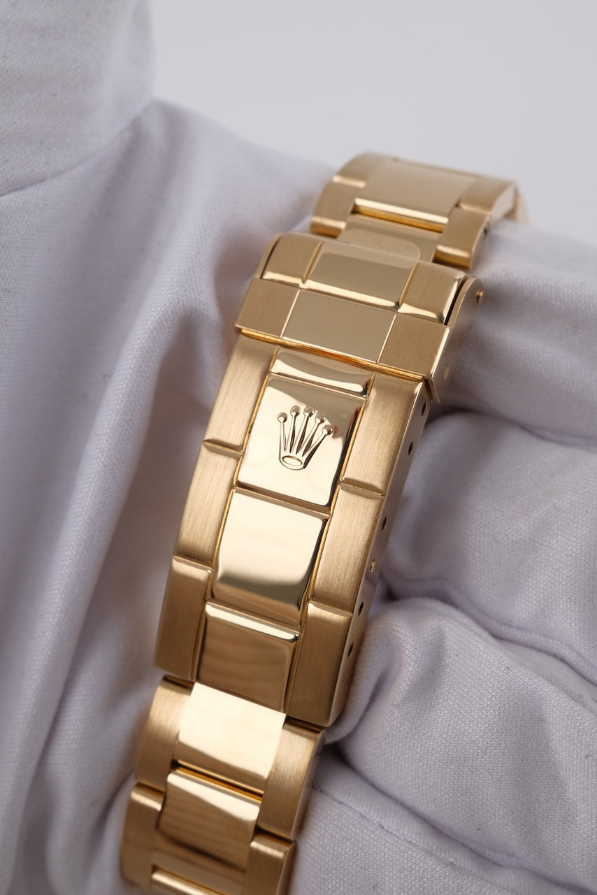 Rolex Submariner Date 16618 - Detail view 7