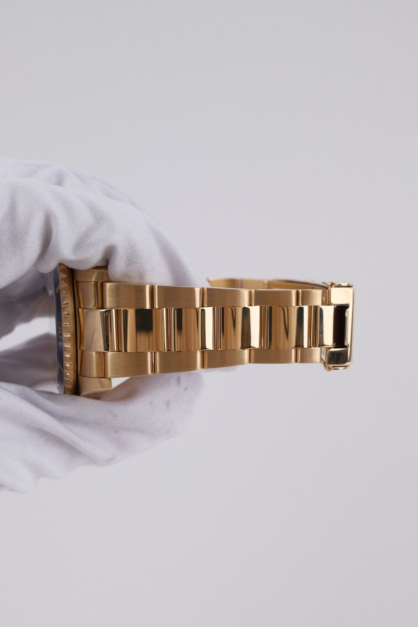 Rolex Submariner Date 16618 - Detail view 9