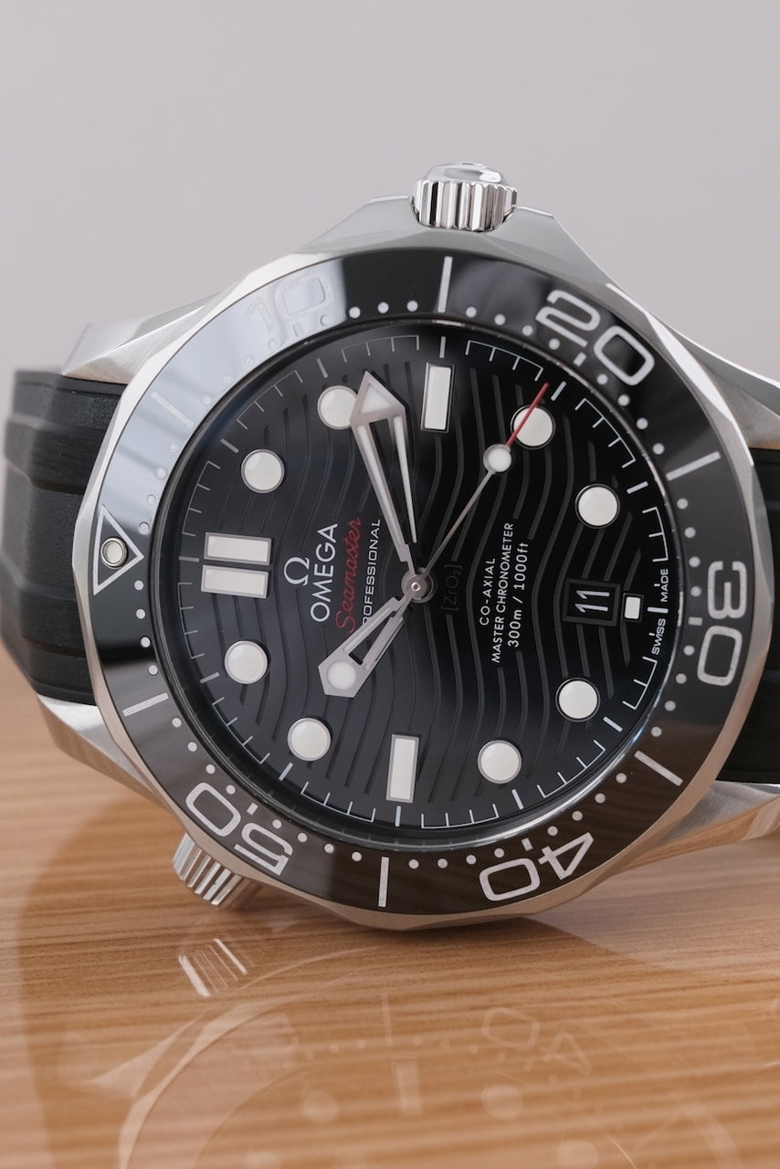 Omega Seamaster Diver 300M 21032422001001 - Detailansicht 2