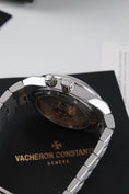 Carica l'immagine nel visualizzatore della galleria, Vacheron Constantin Overseas Dual Time 7900V/110A-B333 - Vista dettagliata 5
