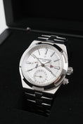 Cargue la imagen en el visor de la galería, Vacheron Constantin Overseas Dual Time 7900V/110A-B333 - Detailansicht 2
