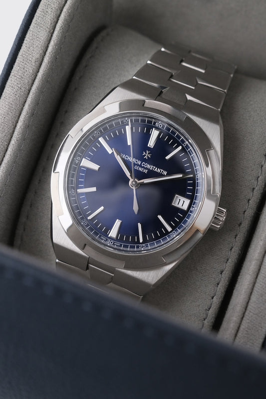 Vacheron Constantin Overseas 4520V/210A-B128 - Detailansicht 1