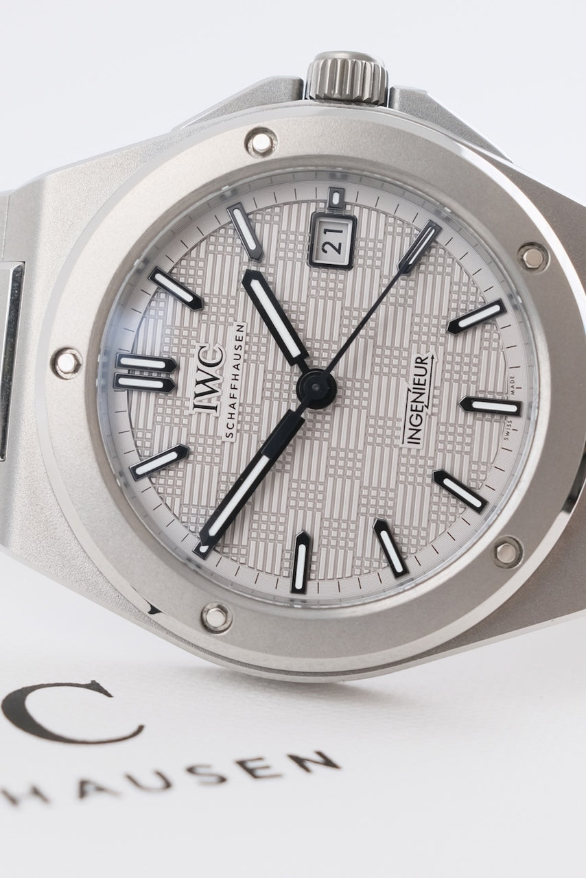 IWC Ingenieur Automatic IW328904 - Detailansicht 7