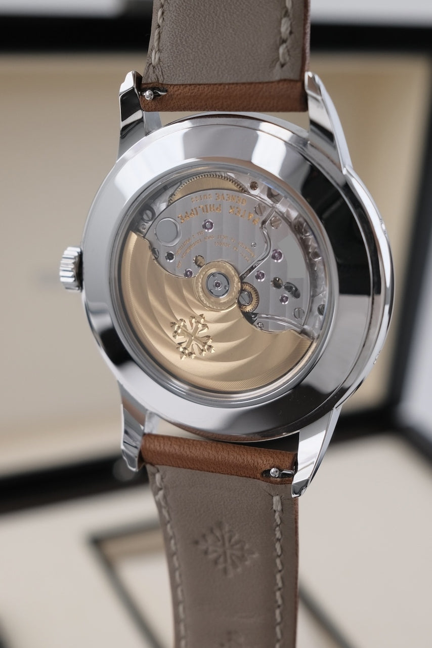 Patek Philippe Calatrava 5212A-001 - Detailansicht 9