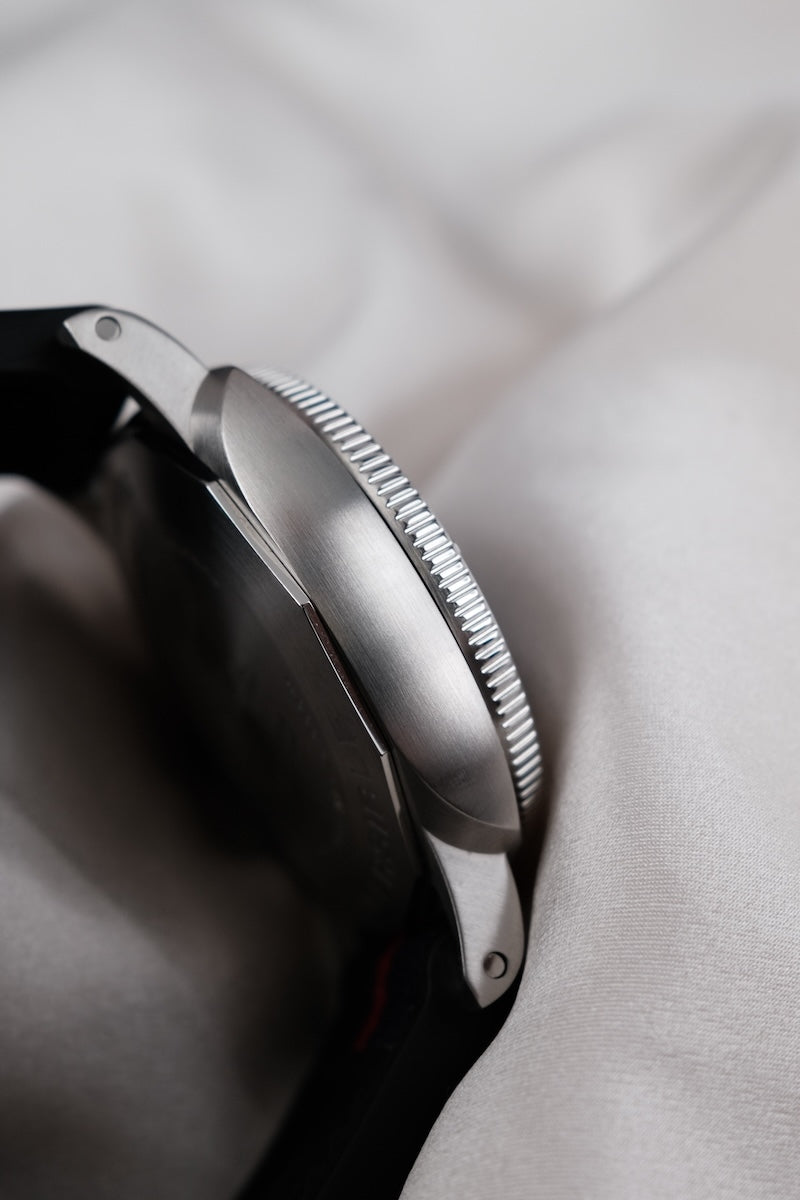 Panerai Submersible QuarantaQuattro Luna Rossa PAM01391 - Detailansicht 6