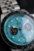 Cargar la imagen en la vista de la galería, Tudor Black Bay Chronograph 79360N-0024 - Detail view 8
