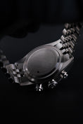 Cargar la imagen en la vista de la galería, Tudor Black Bay Chronograph 79360N-0024 - Detail view 11
