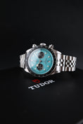 Cargar la imagen en la vista de la galería, Tudor Black Bay Chronograph 79360N-0024 - Main product image

