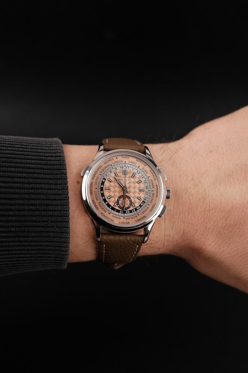 Patek Philippe Worldtimer Chrono 5935A-001 - Detailansicht 15