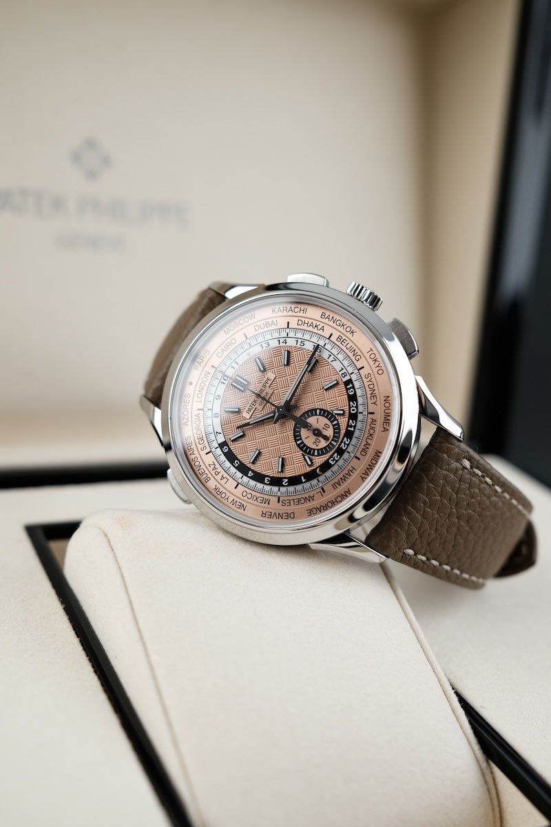 Patek Philippe Worldtimer Chrono 5935A-001 - Detailansicht 1