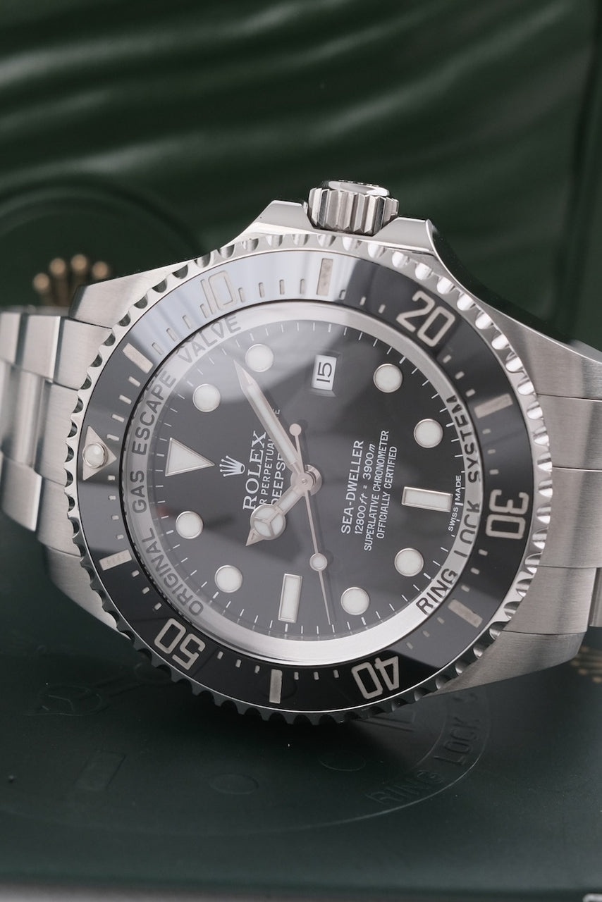 Rolex Sea-Dweller Deepsea 116660 - Detailansicht 3