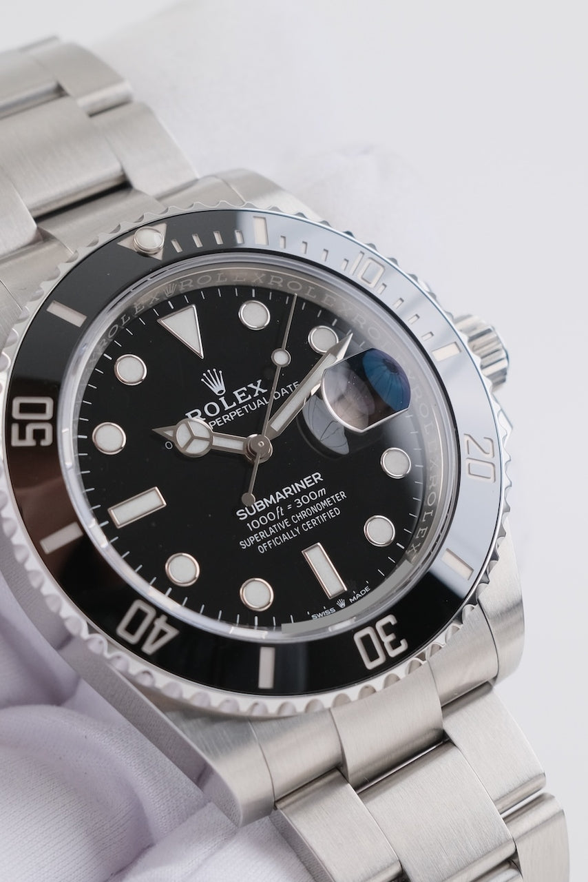 Rolex Submariner Date 126610LN - Detailansicht 2
