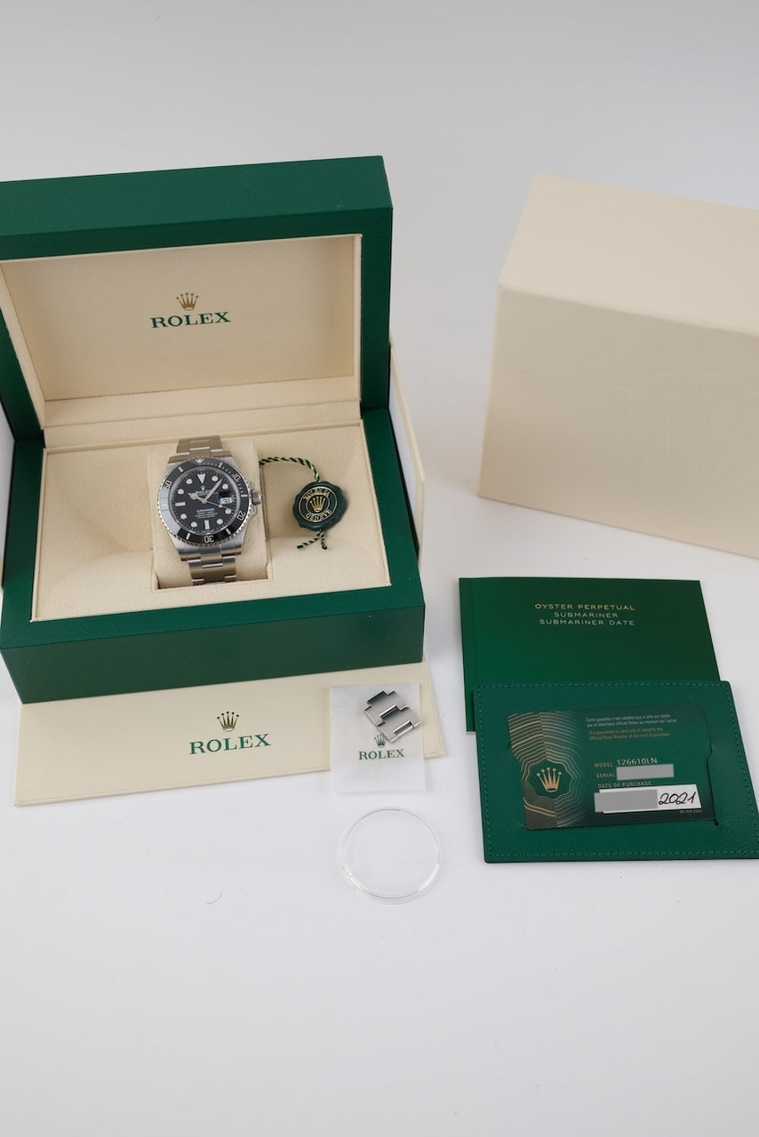 Rolex Submariner Date 126610LN - Papiere und oder Lieferumfang