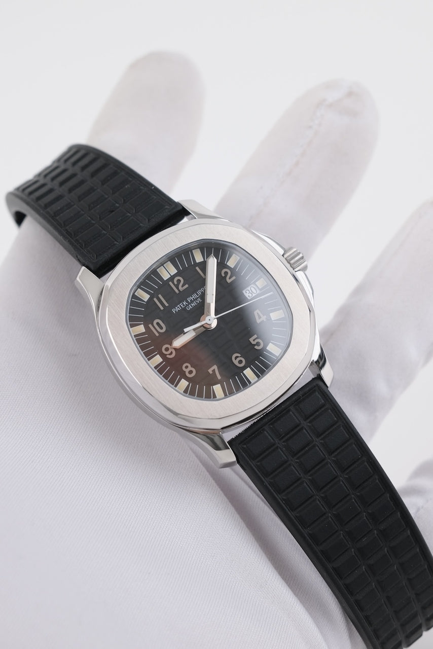 Patek Philippe Aquanaut 5064 - Main product image