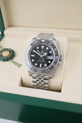 Bild in Galerie-Betrachter laden, Rolex GMT-Master II 126710GRNR - Detailansicht 1
