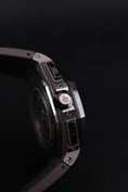 Bild in Galerie-Betrachter laden, Audemars Piguet Royal Oak Offshore Chronograph Titan 264001O.OO.A004CA.01 - Detailansicht 8
