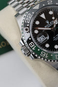 Załaduj obraz do przeglądarki galerii, Rolex GMT Master II 126720VTNR - Detailansicht 4
