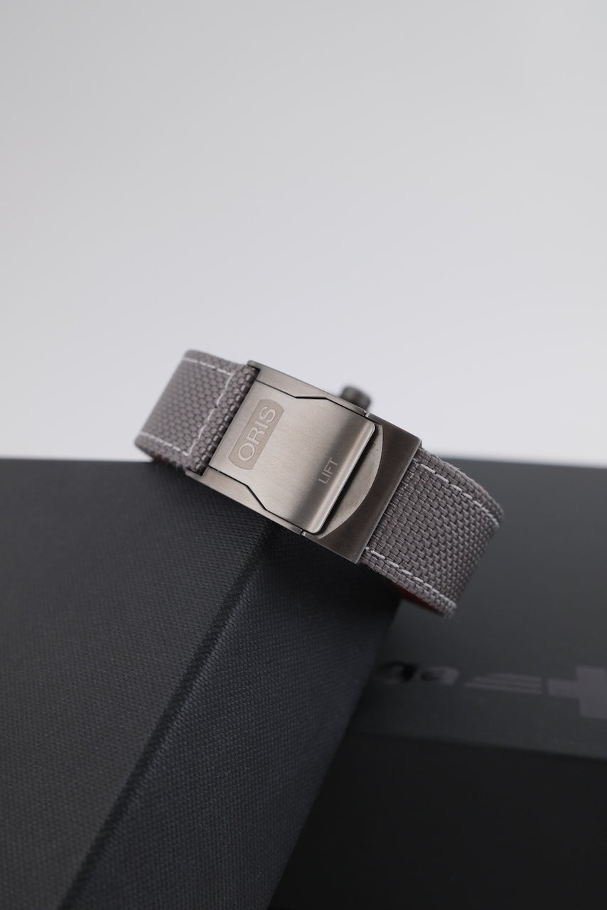 Oris Big Crown Pro Pilot 0174877104284 - Detail view 2