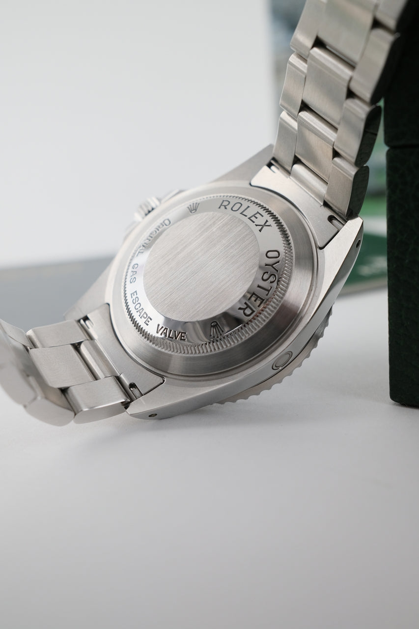 Rolex Sea-Dweller 16600 - Detail view 9