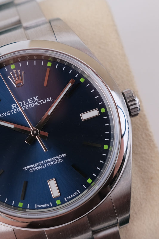 Rolex Oyster Perpetual 39 114300 - Detailansicht 1